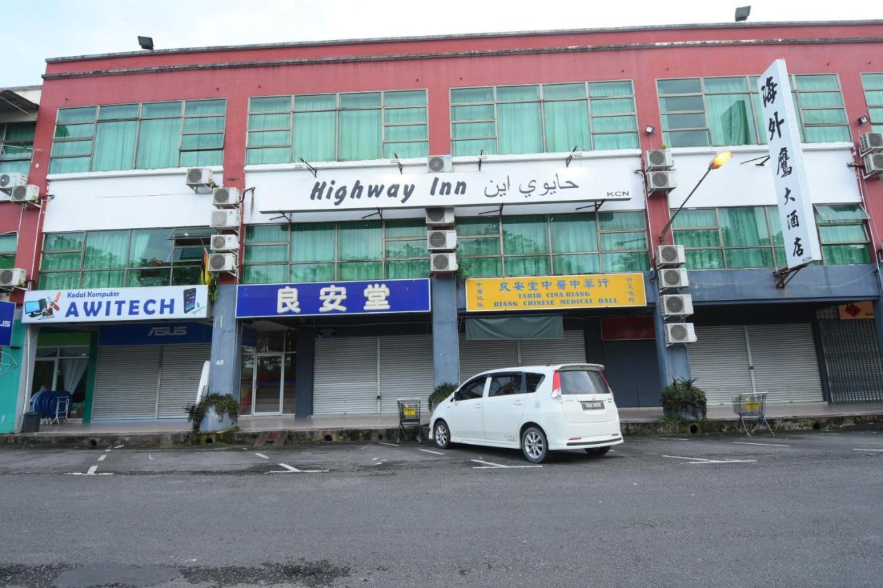 Oyo 89642 Highway Inn Mukah Extérieur photo