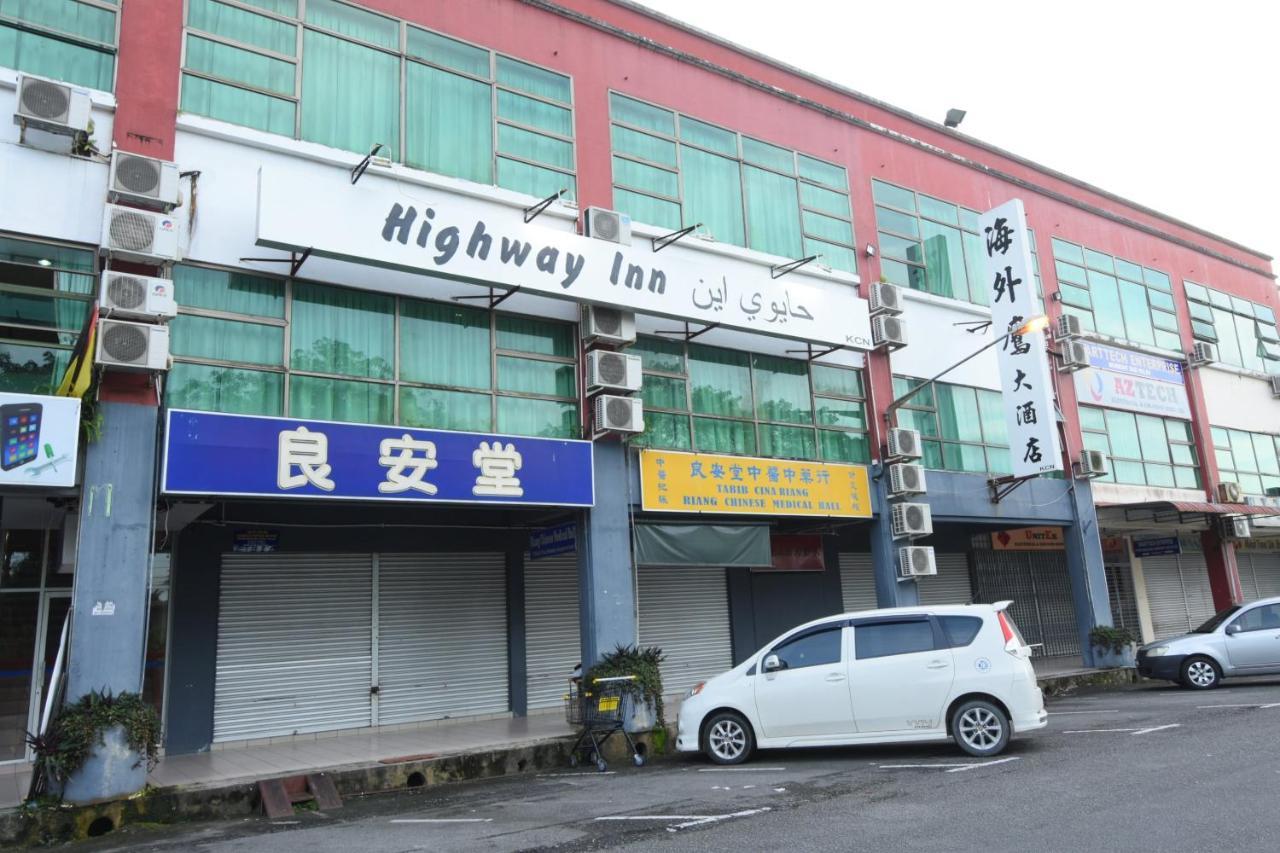 Oyo 89642 Highway Inn Mukah Extérieur photo