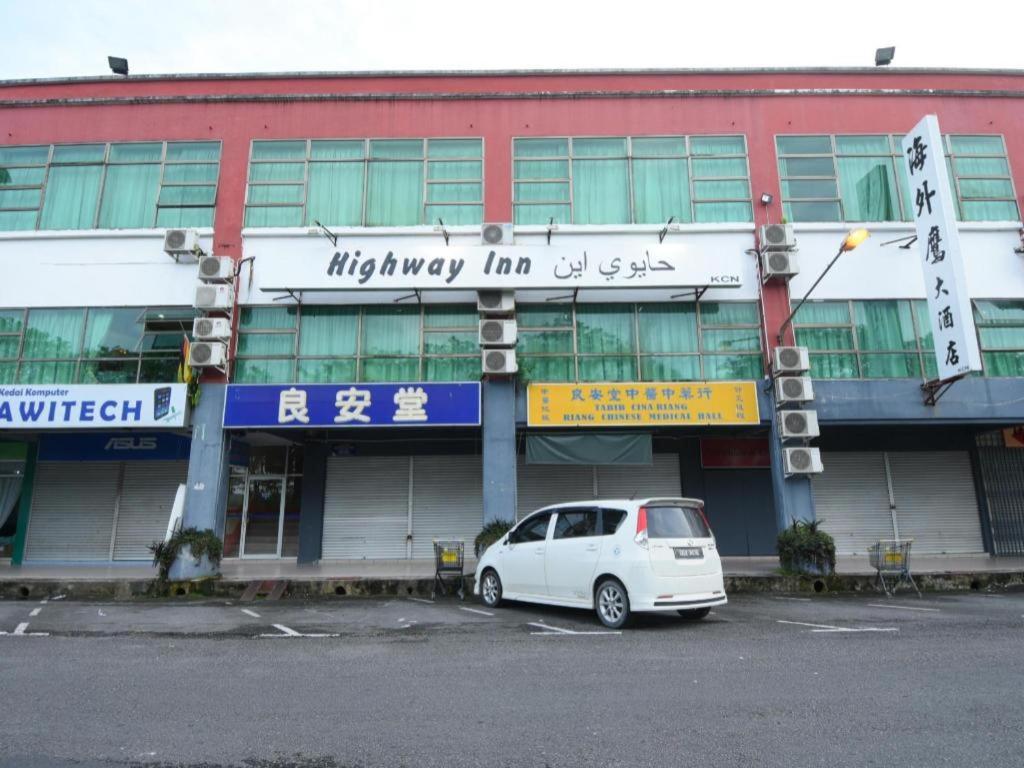 Oyo 89642 Highway Inn Mukah Extérieur photo